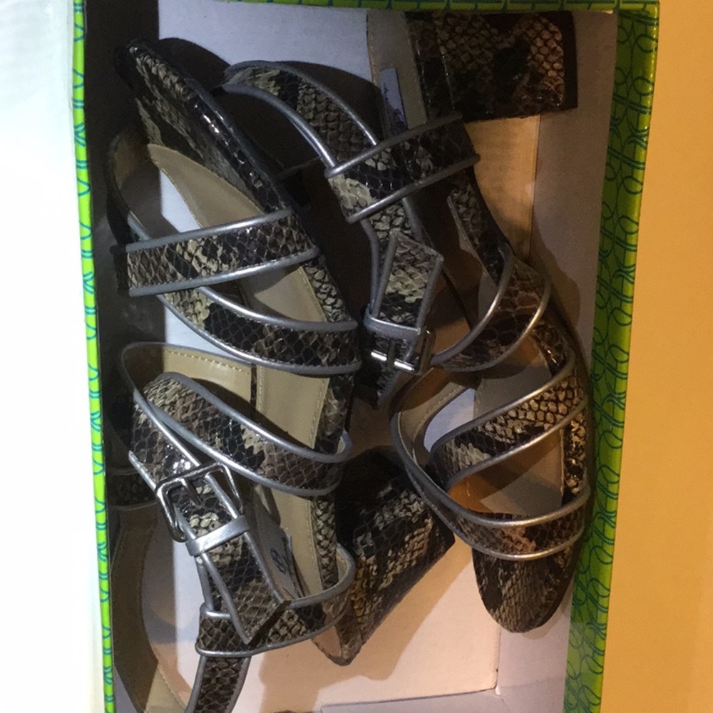 Silver snake print sandals with small heel